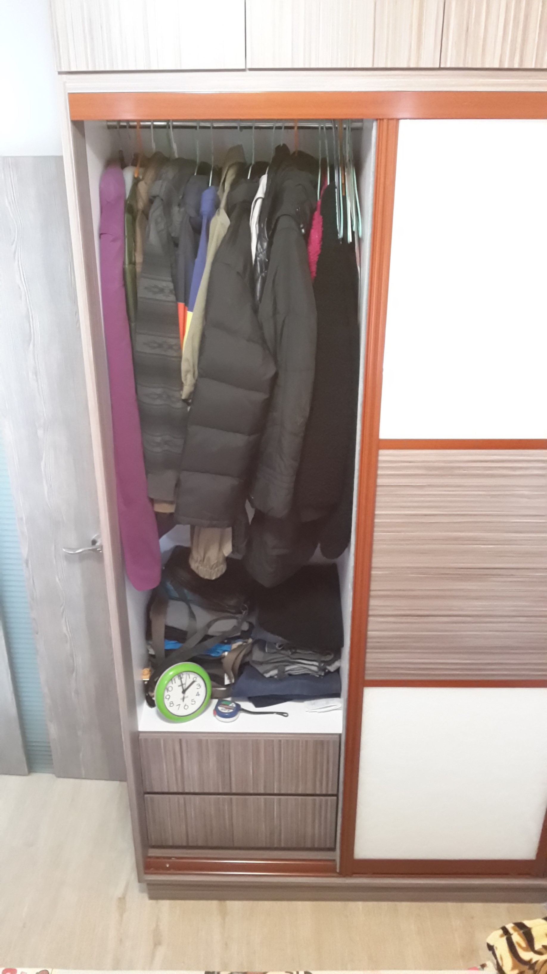 w